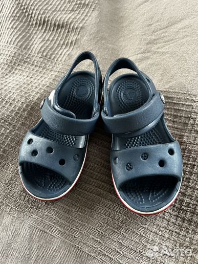 Сандали crocs c8