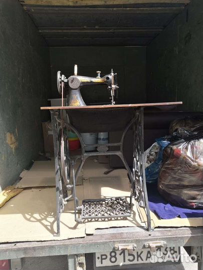 Швейная машинка зингер ножная