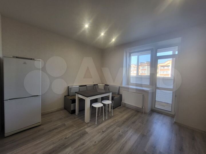 2-к. квартира, 80 м², 7/9 эт.