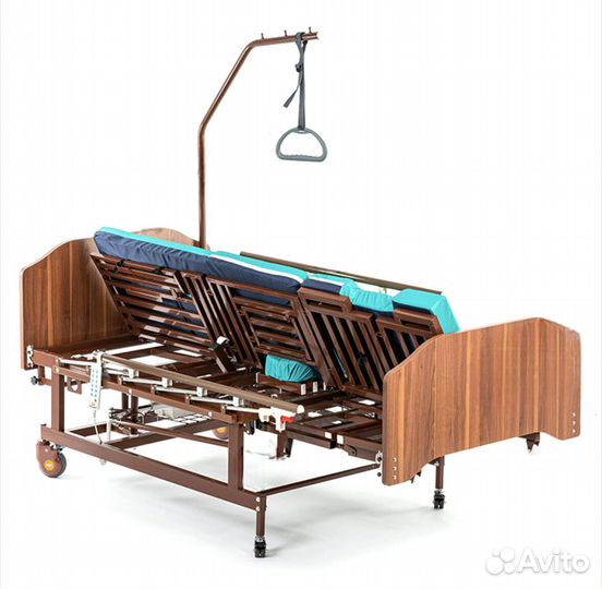 Медицинская кровать для ухода за больными