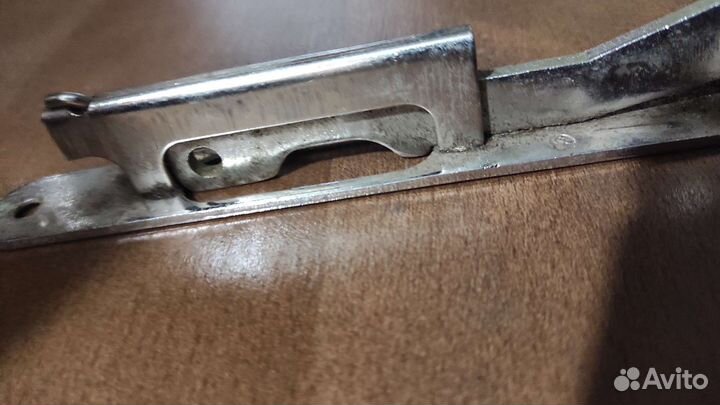 Шпингалеты торцевые, защёлки для окон, дверей