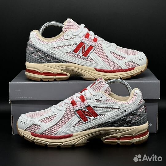 Кроссовки женские New Balance 1906R