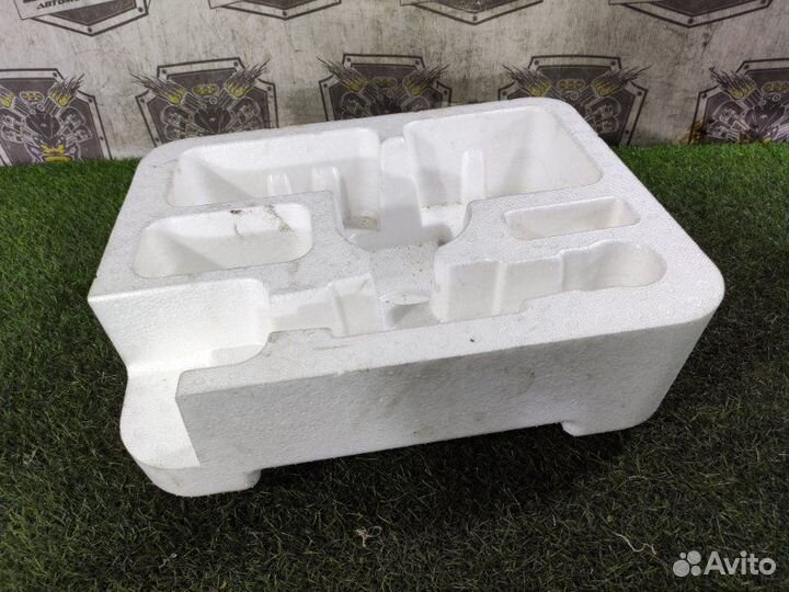 Ящик под инструменты Toyota Corolla Fielder