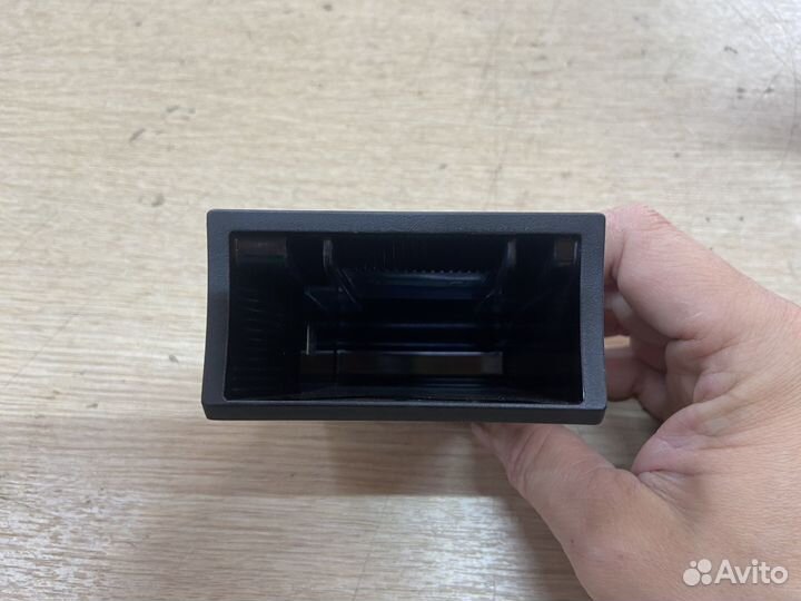 Пепельница передняя Toyota Camry 50