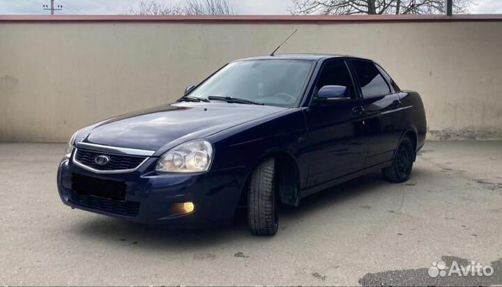 Дверь на приору