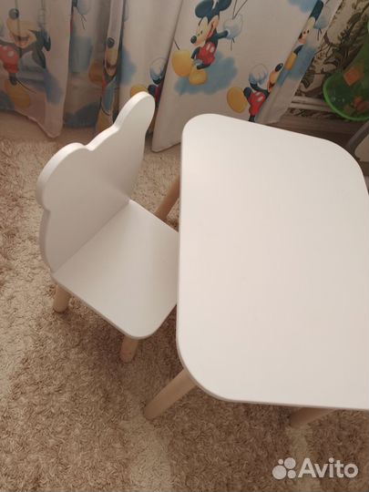 Столик и стульчик для детей