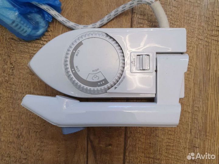 Утюг дорожный складной