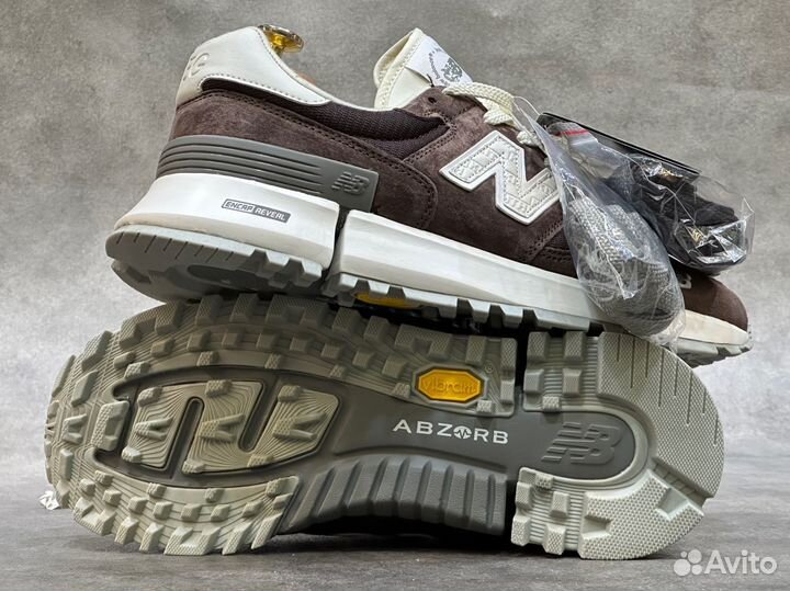 Кроссовки New Balance 1300