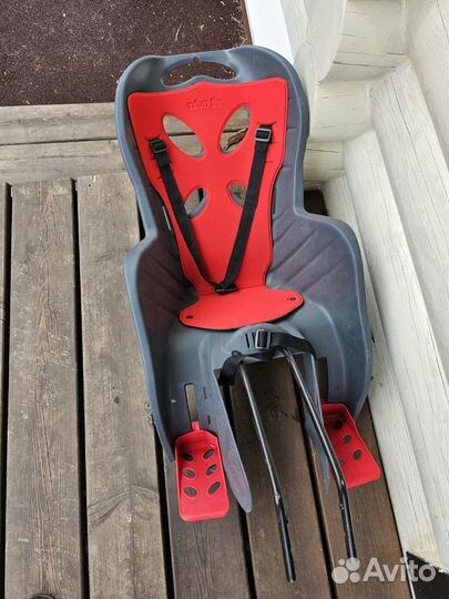 Детское кресло на велосипед заднее