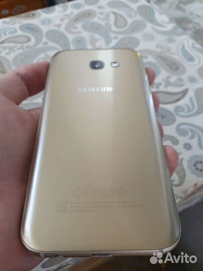 Телефон Samsung galaxy a5 2017
