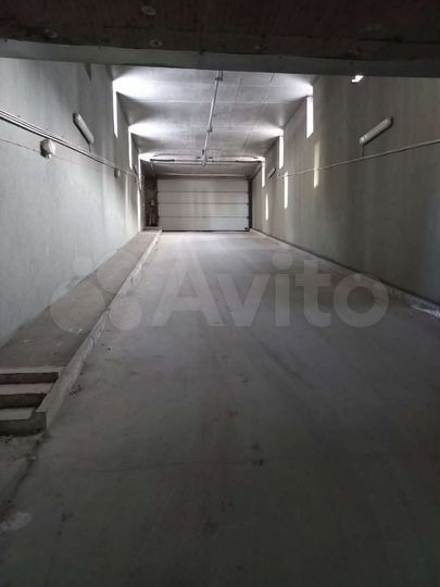 Машиноместо, 13 м²