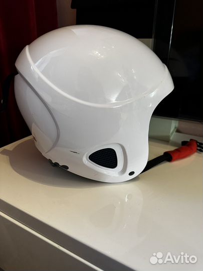 Горнолыжный шлем