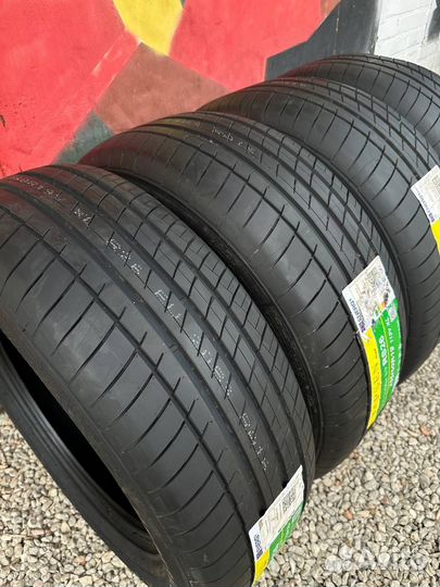 Kapsen RS26 285/35 R21