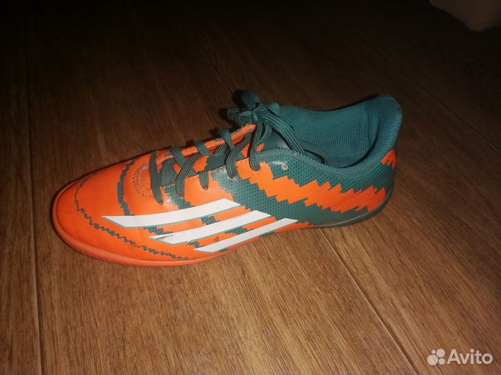 Футзалки adidas 37,5