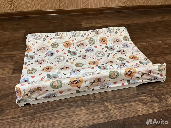 Пеленая доска на детскую кроватку