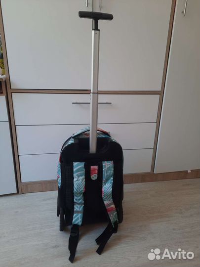 Рюкзак на колесах 
