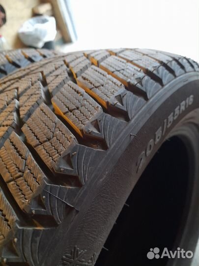 Nexen Winguard Ice Plus 205/55 R16