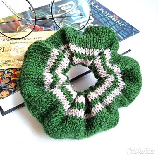 Резинка для волос Слизерин вязаная