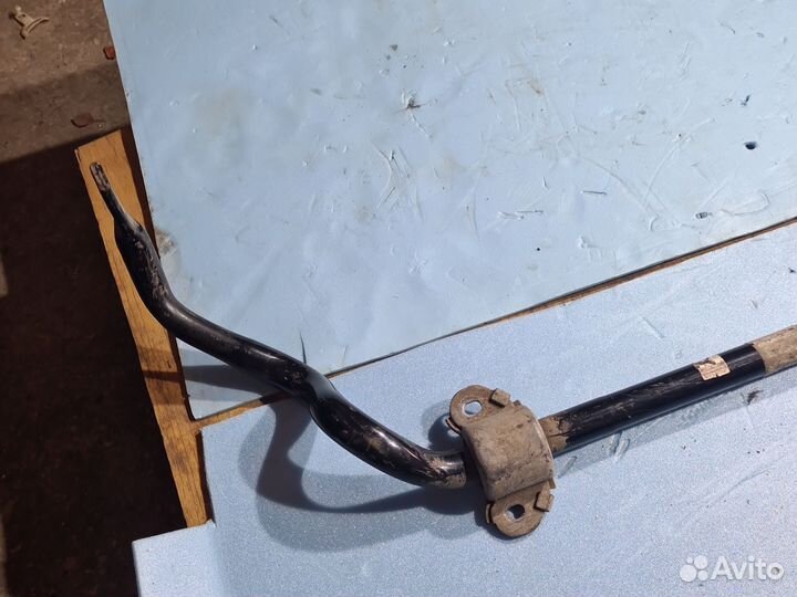 Стабилизатор Mercedes Benz W212