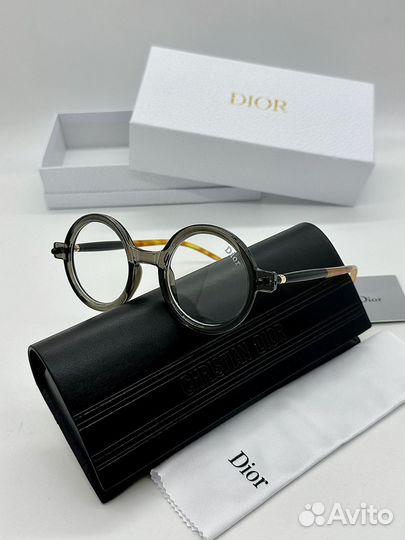 Солнцезащитные очки Dior