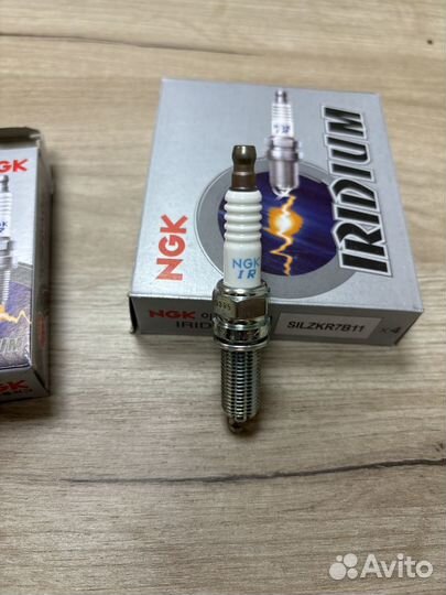 Свечи NGK iridium 9723 silzkr7B11 original