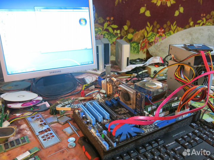 Материнские платы 1156