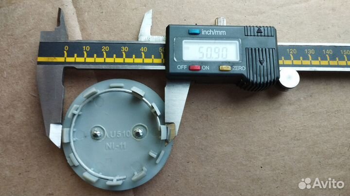 Заглушки (центральные колпачки) Ниссан