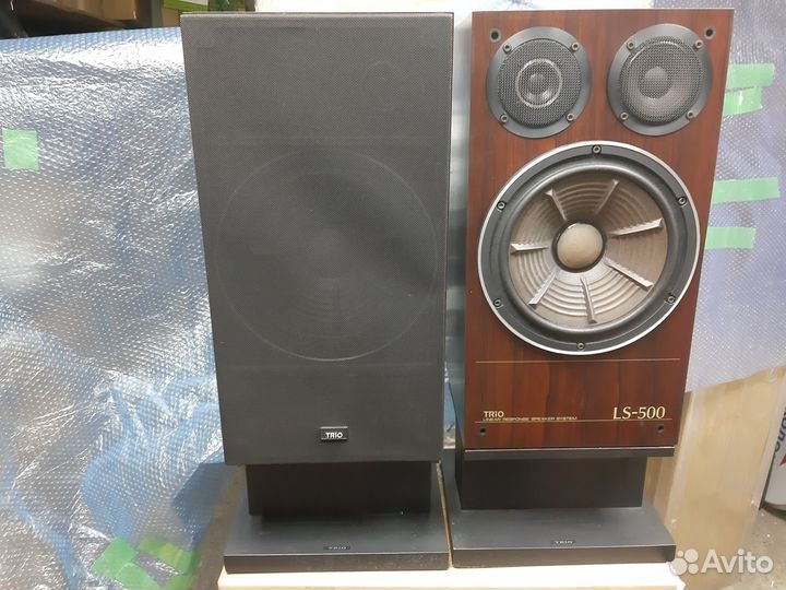 Акустическая система Trio LS-500 + подставки