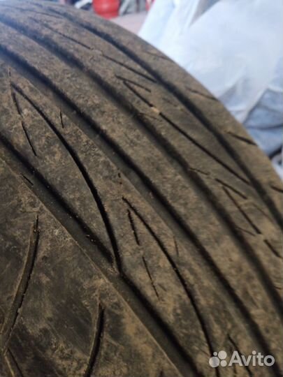 Yokohama AVS ES100 235/55 R18