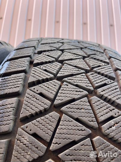 Bridgestone Blizzak DM-V2 265/50 R20 107