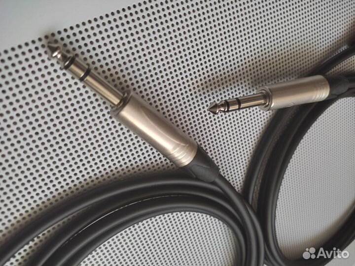 Кабели мониторные балансные Canare XLR-Jack TRS