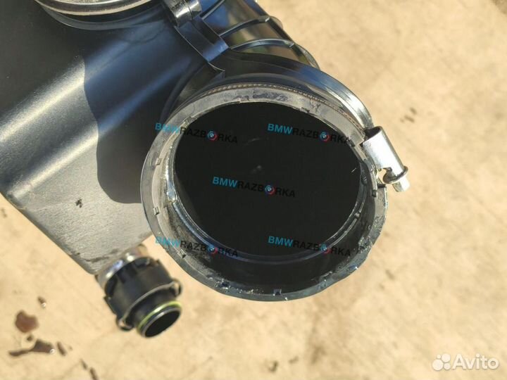 Патрубок чистого воздуха (к турбине) BMW 4 8573994