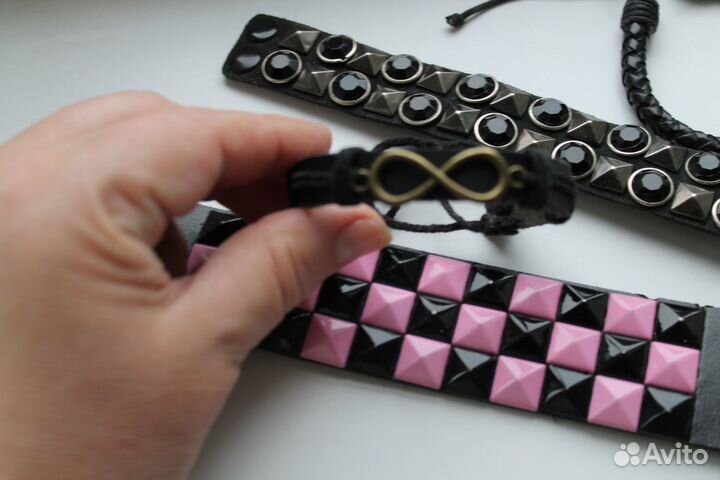 Набор браслетов девичьи