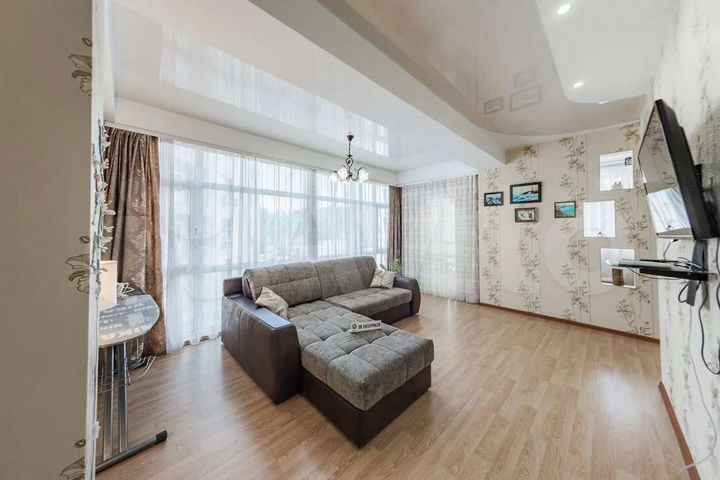 2-к. квартира, 50 м², 6/9 эт.
