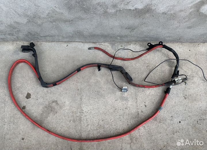 Заглубленный плюсовой провод bmw e60