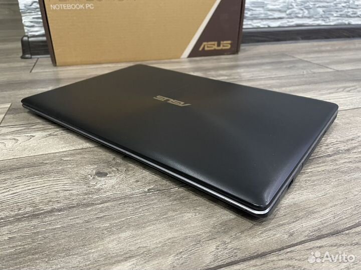 Ноутбук Asus x550l