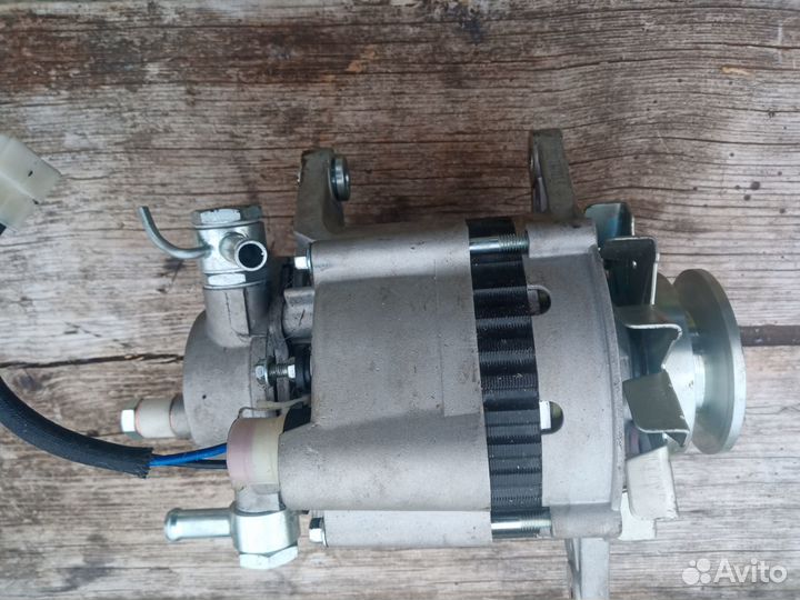 Генератор Mazda Bongo дизель