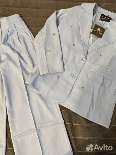 Костюм брючный