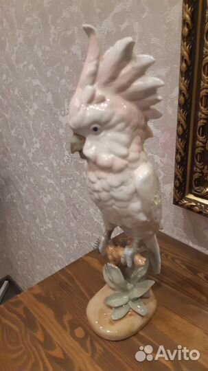 Фарфоровый попугай Royal Dux