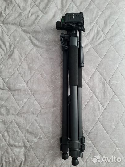 Фотоаппарат Canon eos 250d