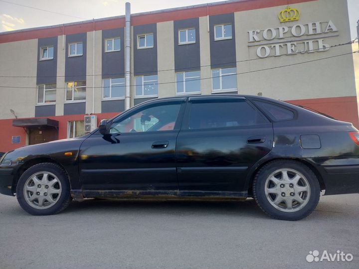 Hyundai Elantra 1.6 AT, 2005, 261 000 км