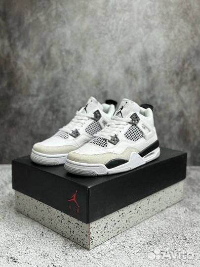 Кроссовки Air Jordan 4