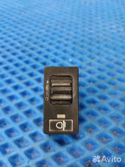 Кнопка корректора фар Volvo 850 седан B5252S 1992