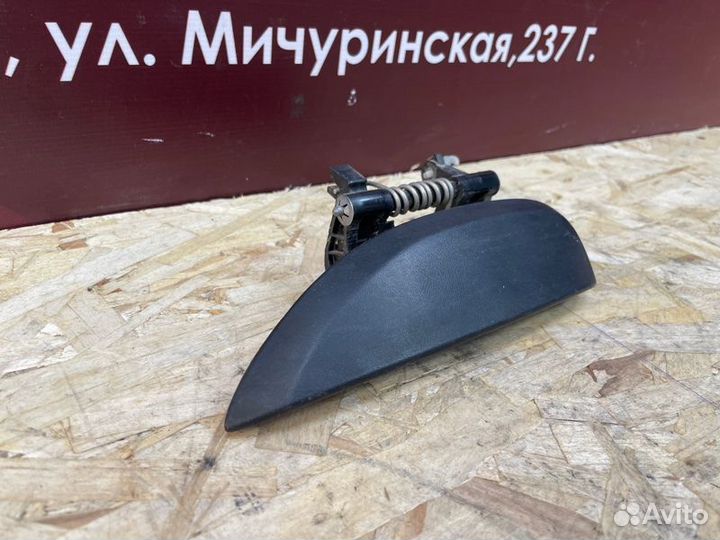 Ручка двери внешняя левая Renault Logan