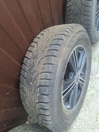 Kumho WinterCraft SUV Ice WS51 215/65 R16 102T