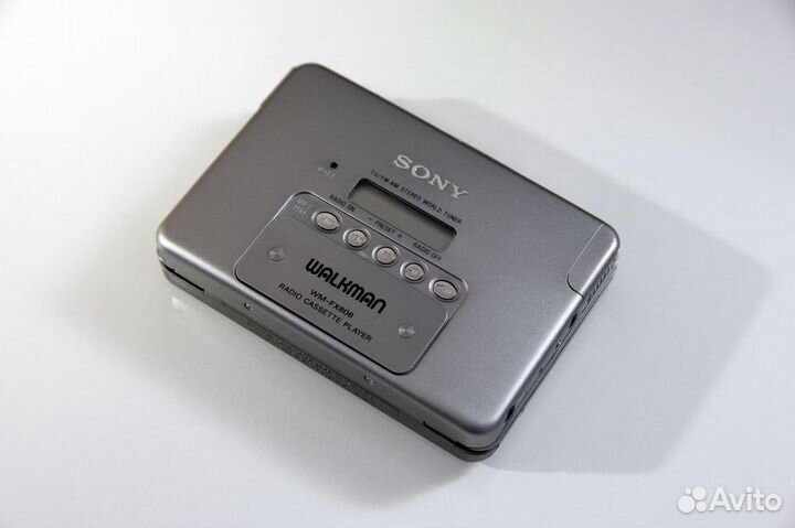 Кассетный плеер Sony Walkman WM-FX808