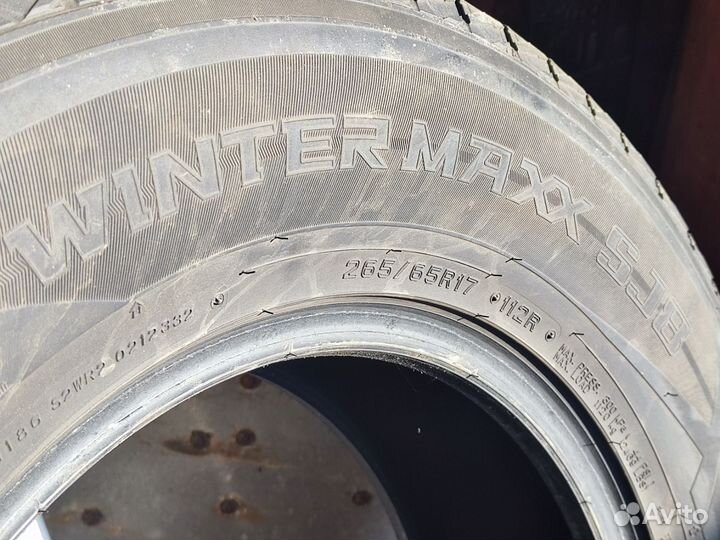 Dunlop Winter Maxx SJ8 265/65 R17