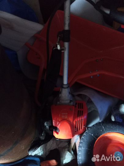 Продаю бензо триммер