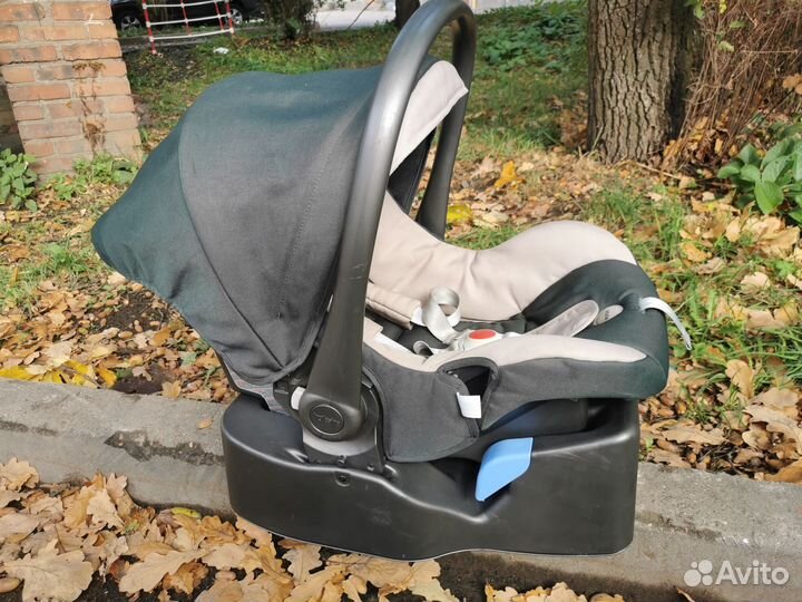 Автолюлька inglesina с базой в отличном состоянии