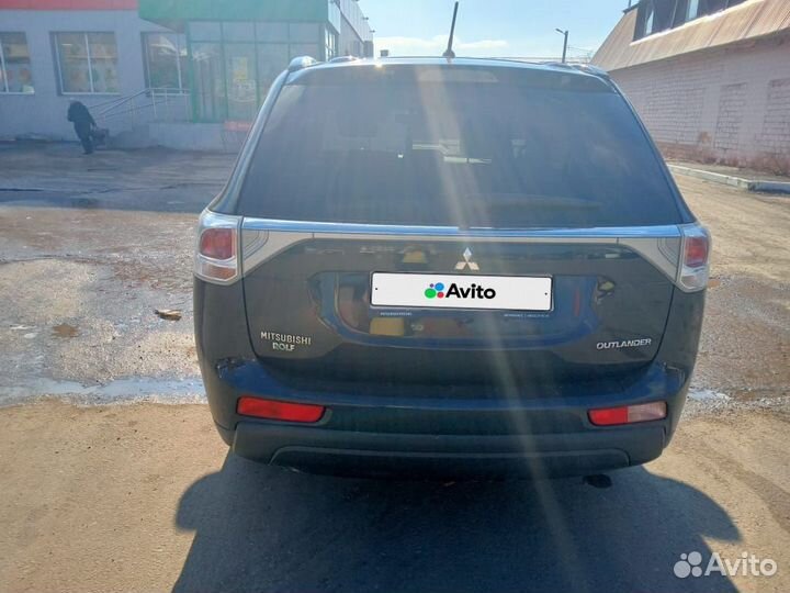 Mitsubishi Outlander 2.4 CVT, 2013, 216 400 км